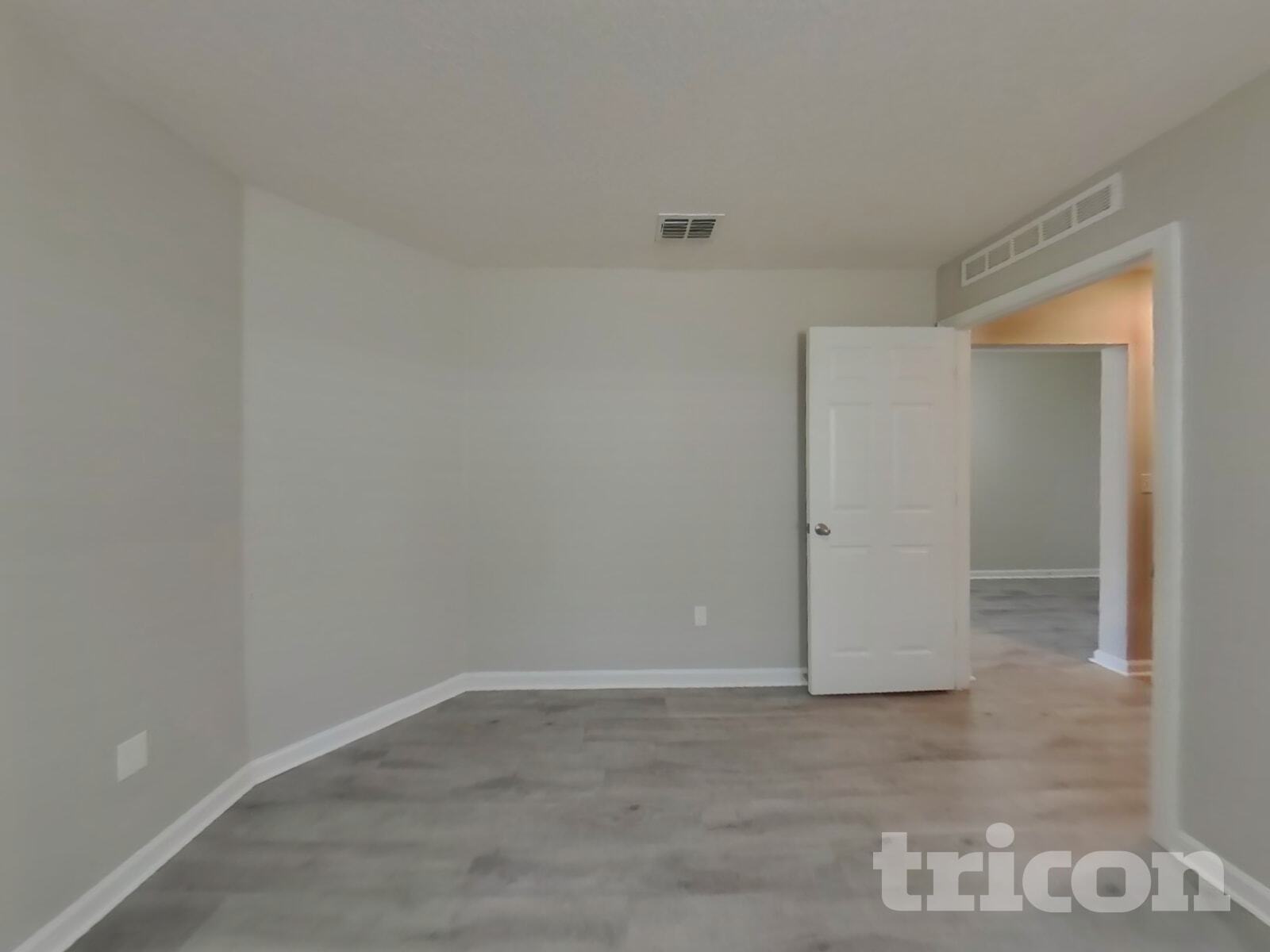Building Photo - 77009 Birdseye Ct