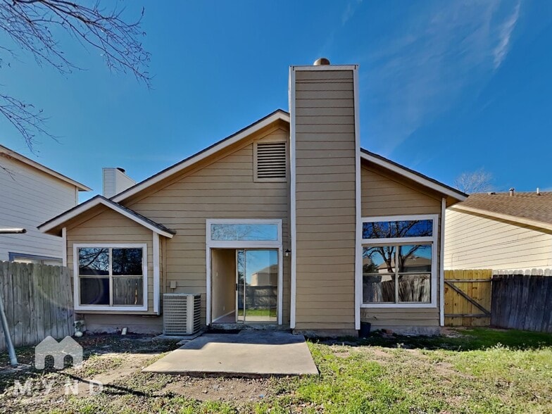 Building Photo - 3118 Beacon Field Dr