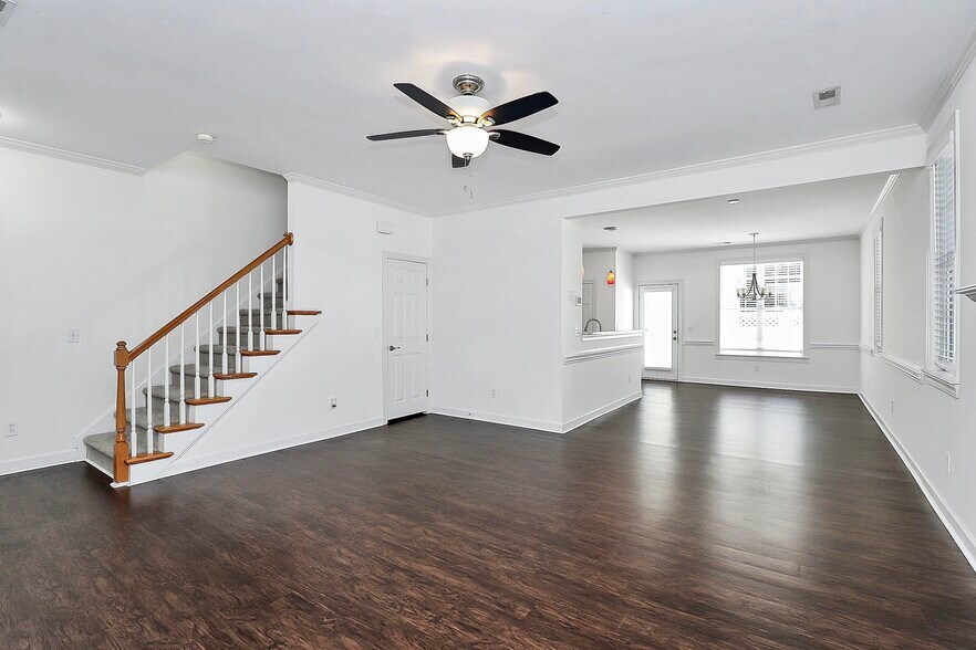 Living Room - 35 McCurdy St NW