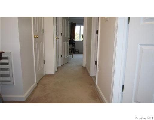 Building Photo - 213 Arlington Ct