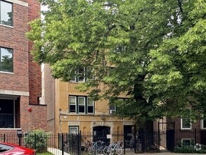 Building Photo - 2432 N Linden Pl