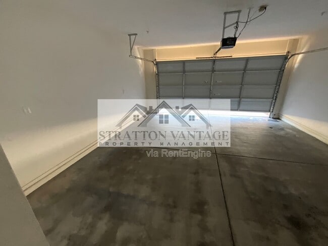 Building Photo - 2874 S Nielson St