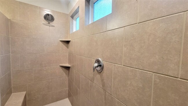 Building Photo - 3/2 in VOSS FARMS