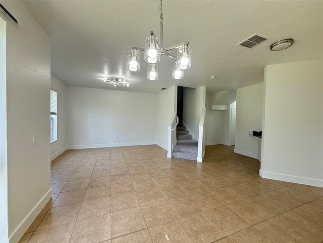 Building Photo - 6512 S Goldenrod Rd