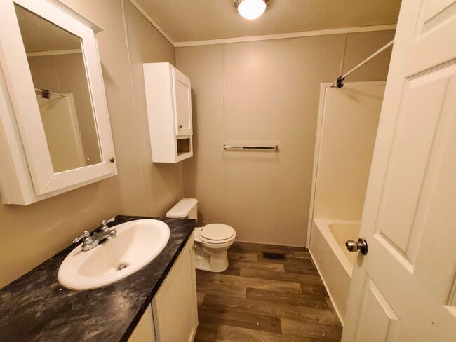 Building Photo - 23 Canal Dr