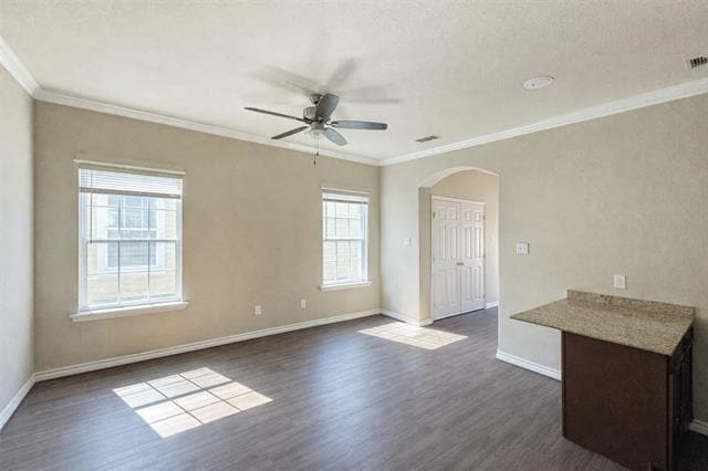 Building Photo - 811 S Wilson St