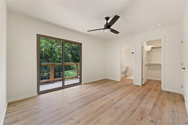 Building Photo - 317 Mill St