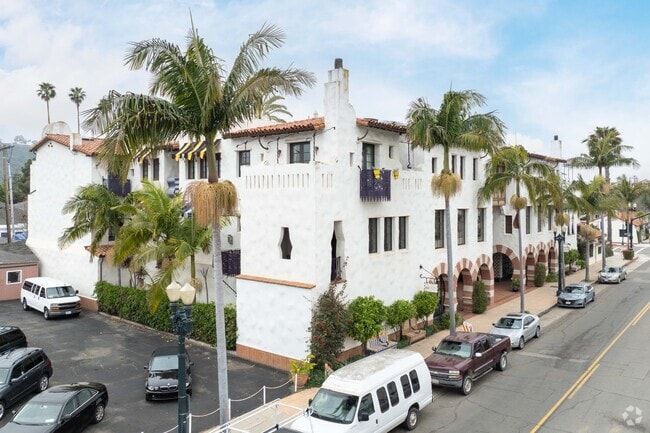 Building Photo - El Andaluz