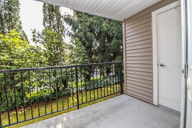 Building Photo - 11303 NE 128th St