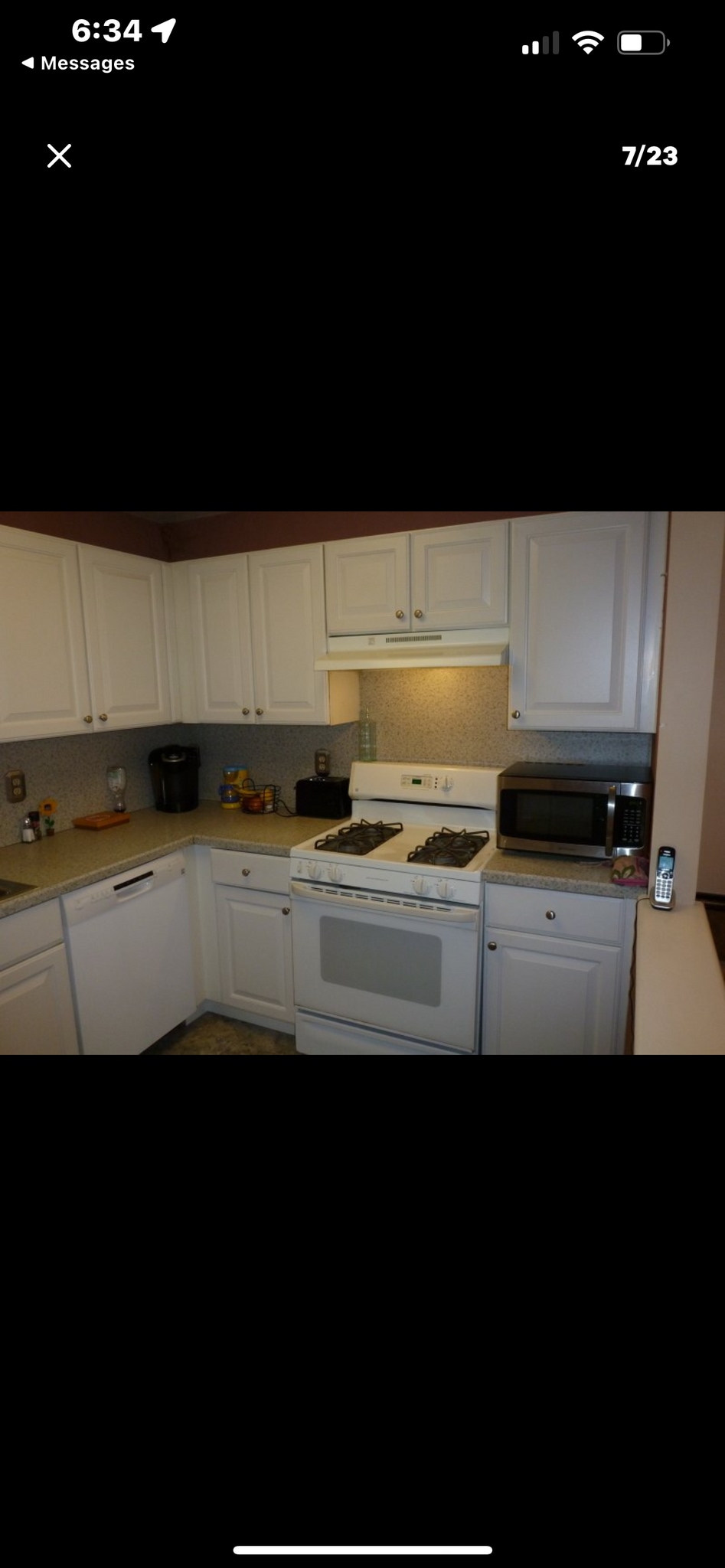 Building Photo - 390 Cambridge Dr