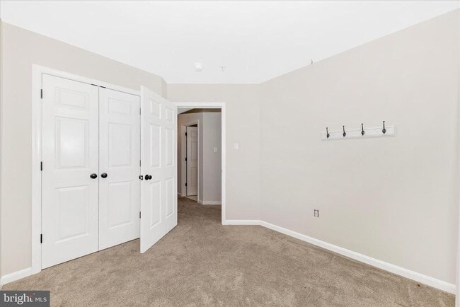 Building Photo - 1812 Reading Ct