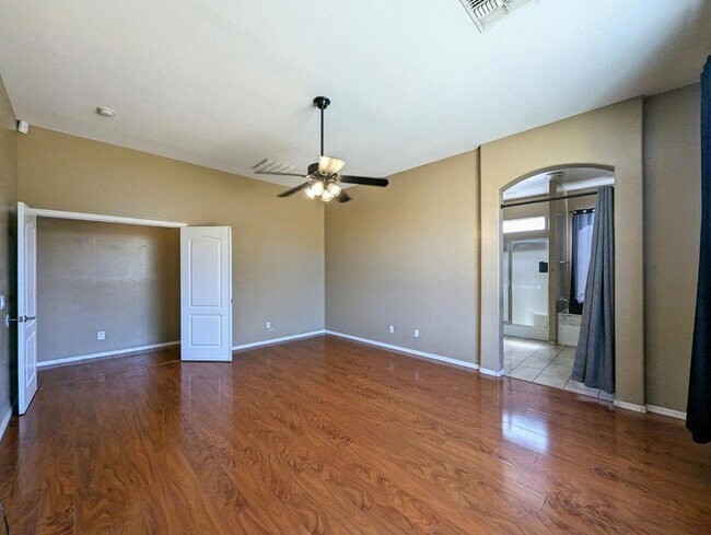 Building Photo - 3310 W Latona Rd