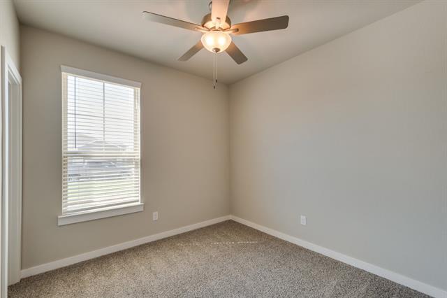 Building Photo - 604 Fallow Dr