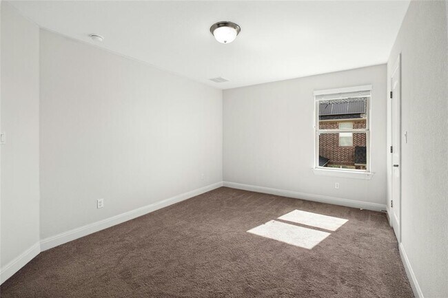Building Photo - 4425 Cherry Bark Dr