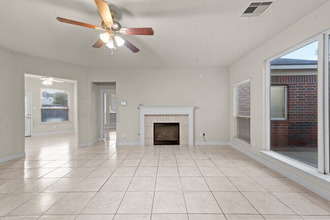 Building Photo - 4827 Yearling Ridge Ct