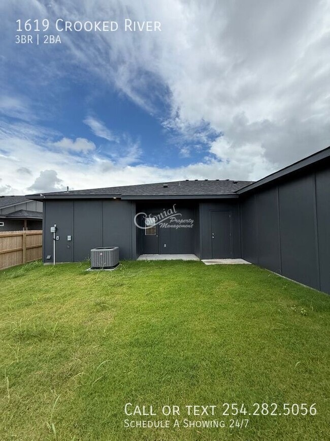 Building Photo - 1619 Crooked River
