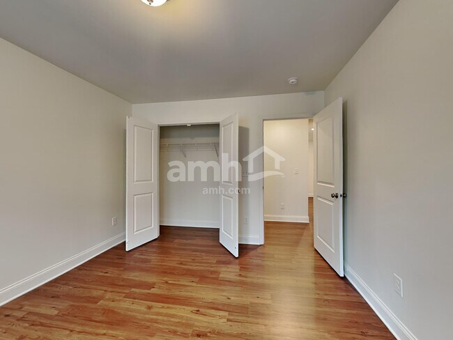Building Photo - 3232 Grange Ct
