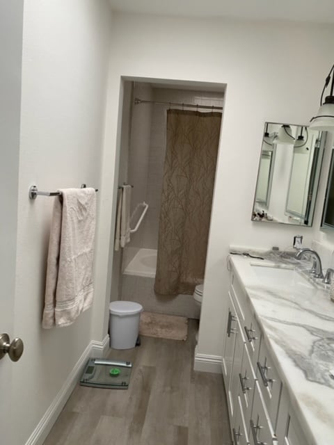 Building Photo - 5790 Friars Rd