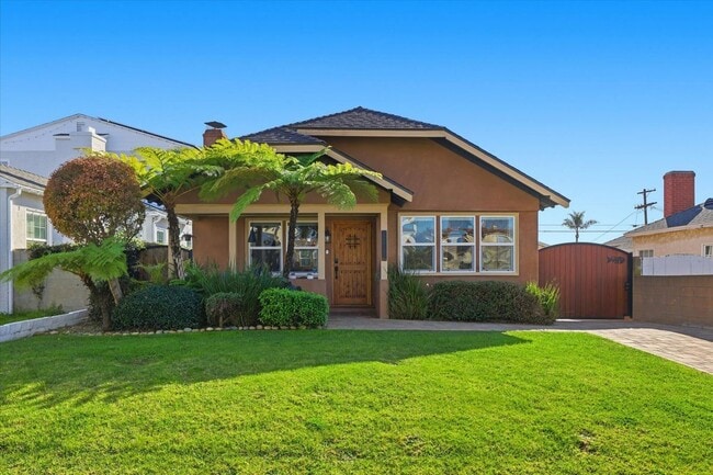 Building Photo - 4312 W 59th St