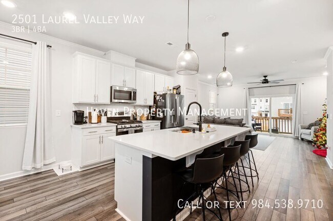 Building Photo - 2501 Laurel Valley Way