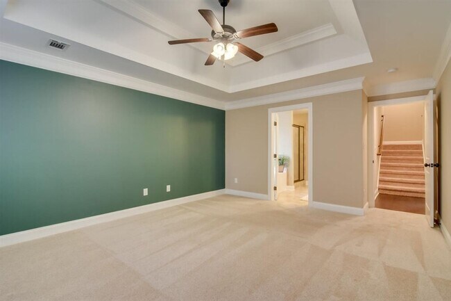 Building Photo - 219 Sandleton Way