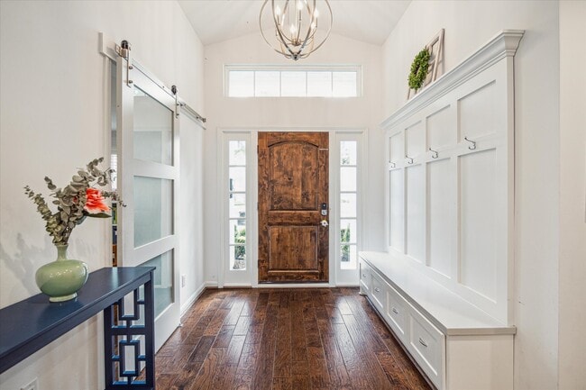 Building Photo - 6249 Olympia Dr