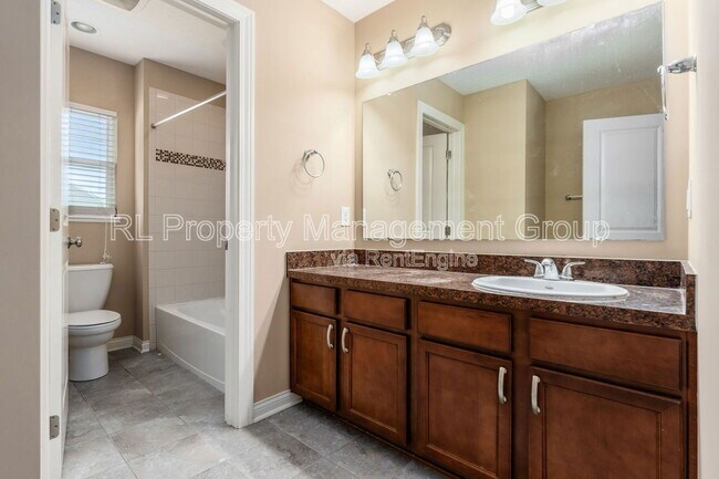 Building Photo - 10327 Indigo Dr