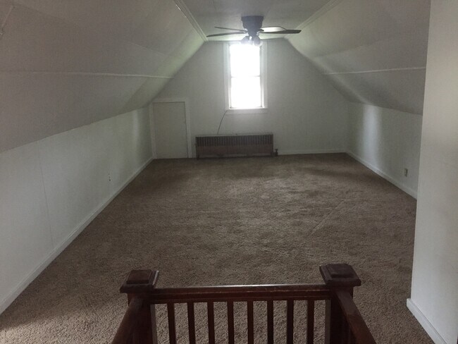 Building Photo - $1300 Lemoyne 2 bedroom house for rent