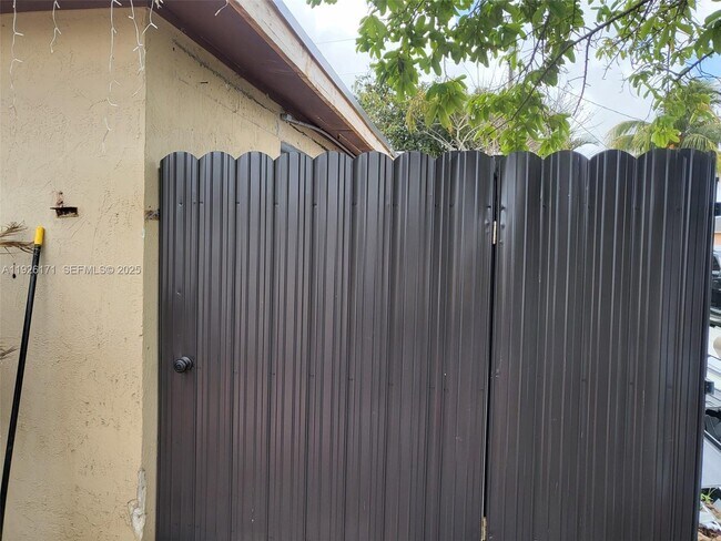 Building Photo - 15320 SW 298th Terrace