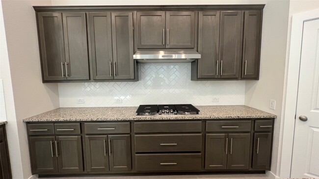 Building Photo - 212 Milas Cv