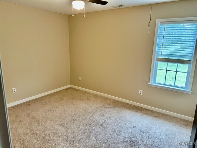 Building Photo - 2905 Meadowview Blvd