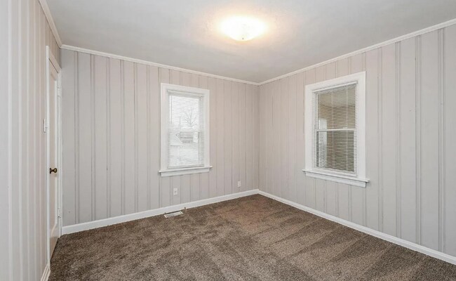 Bedroom #3 - 3701 Viking Ave