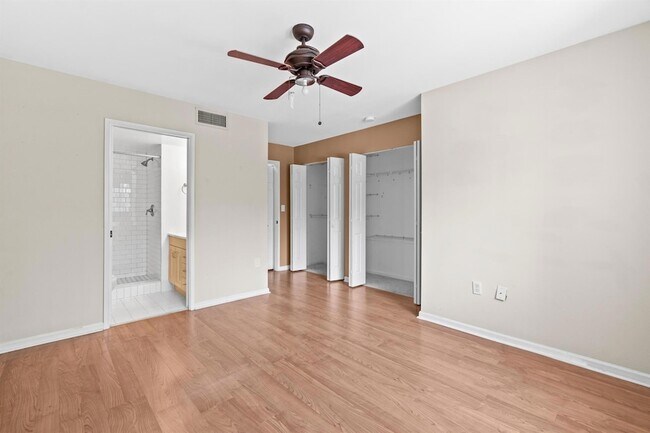 Building Photo - 600 Scotia Dr