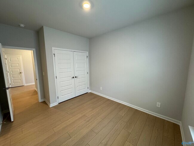Building Photo - 15589 Ruthie Lynn Dr