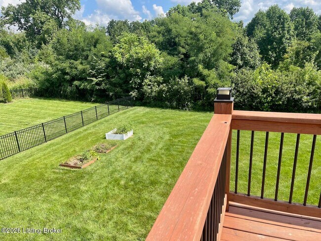 Building Photo - 2105 Meadows Edge Ln