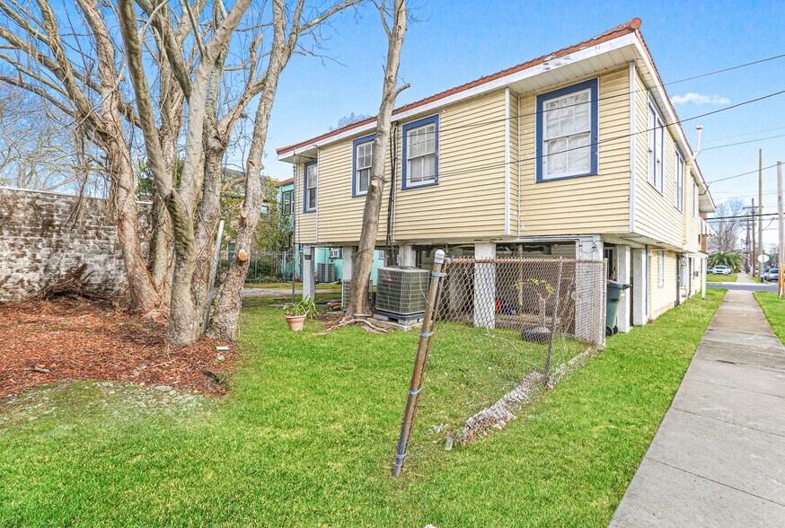Building Photo - 7800 Walmsley Ave