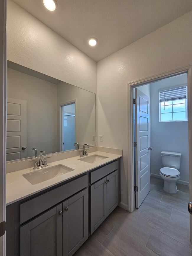 Building Photo - 7438 Chadbourne Wy