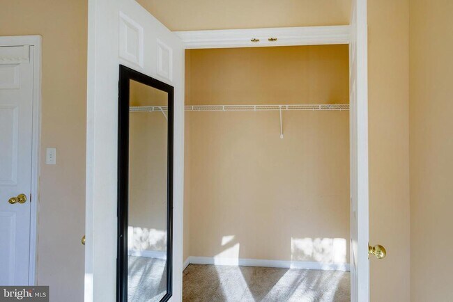 Building Photo - 303 Inspiration Ln