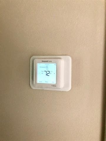 Building Photo - 44195 Shadowpoint Dr