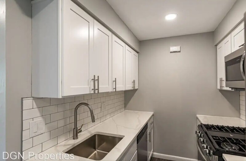 Building Photo - 5770 Frankford Ave