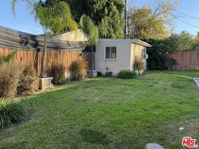 Building Photo - 6232 Goodland Ave