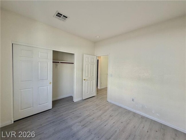 Building Photo - 3889 Palm Island Ct