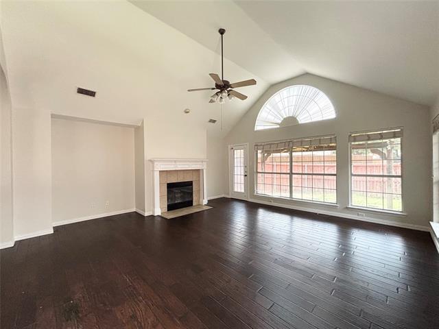 Building Photo - 15881 Grove Crest Dr