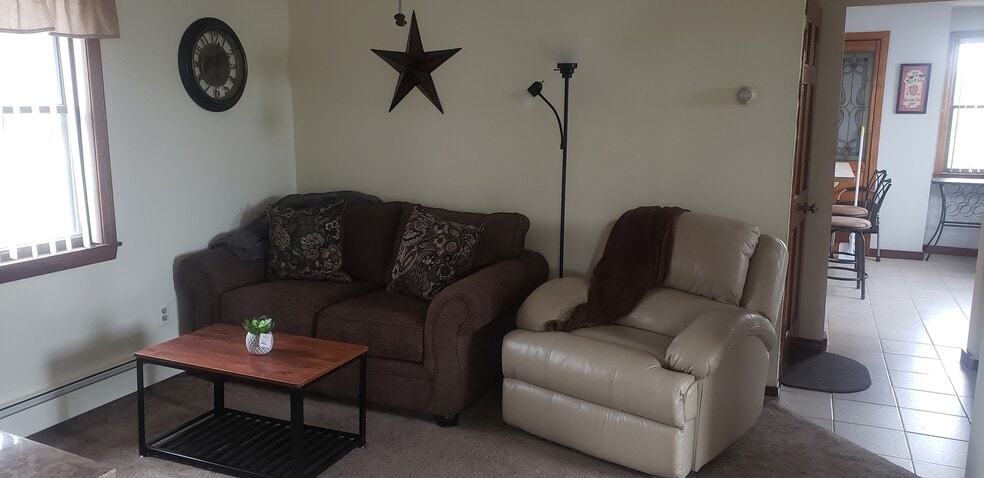 Living room - 19 Crest Ave