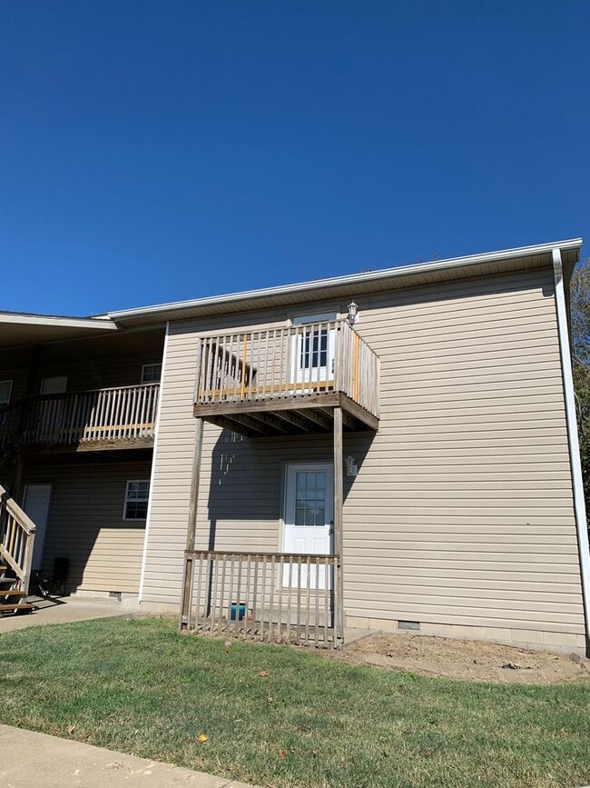 Building Photo - 4563 E Zora St