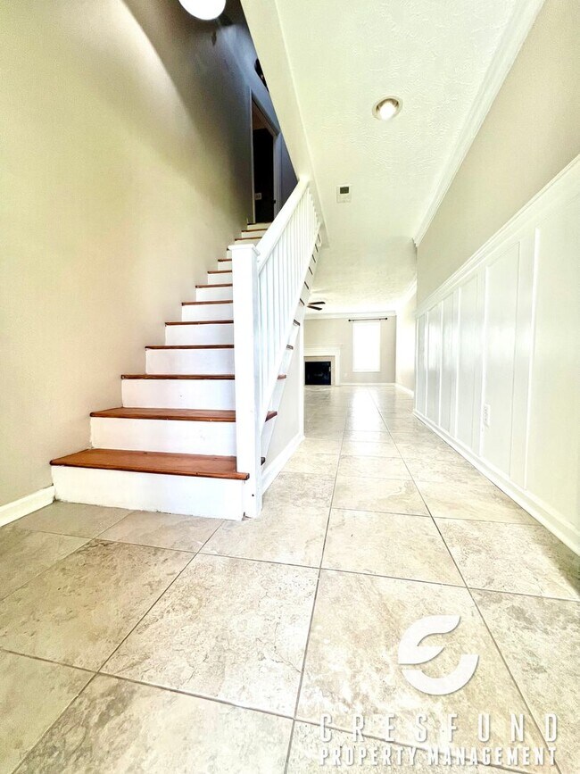 Building Photo - Coming Soon (End of July) 3Br 3 Bath Locat...