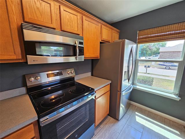Building Photo - 1417 Paloma Dr