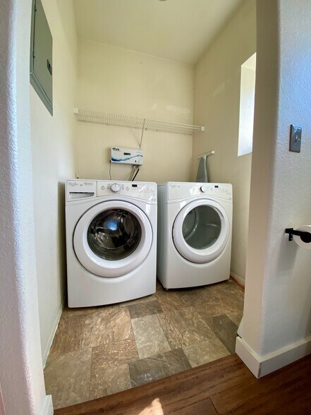 Washer and dryer included - 9056 Gale Blvd