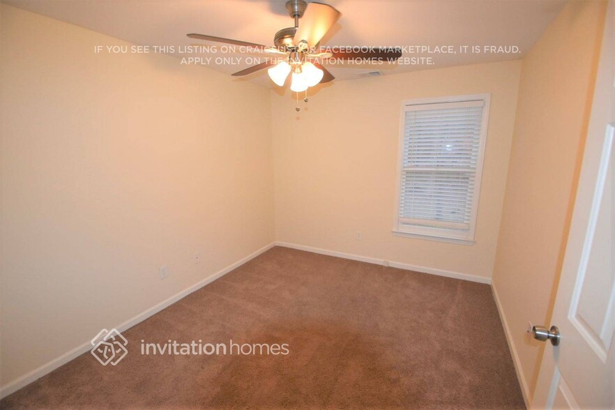 Building Photo - 4360 Riverlake Way