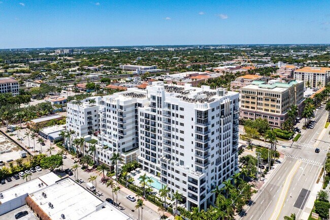Building Photo - 155 E Boca Raton Rd